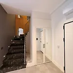 アパート Sa Apartments! Cleopatra Duplex With Terrace アランヤ